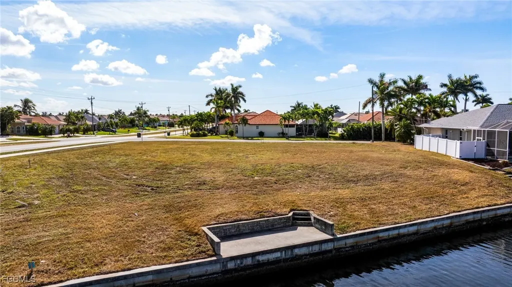 2503 SW 41st Street Cape Coral FL 33914