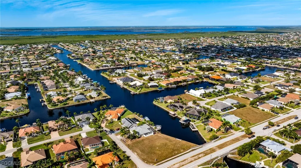 2503 SW 41st Street Cape Coral FL 33914