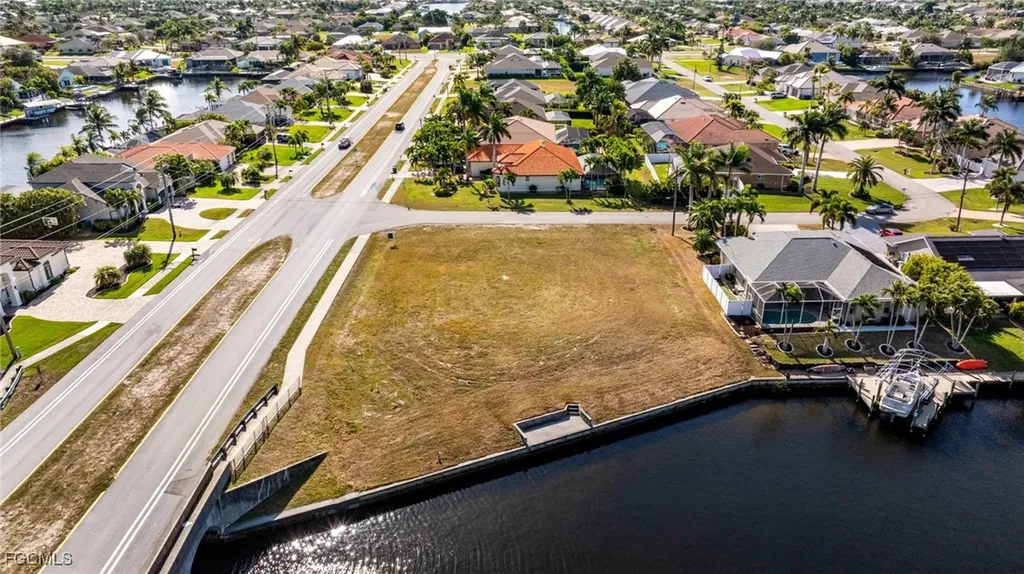 2503 SW 41st Street Cape Coral FL 33914