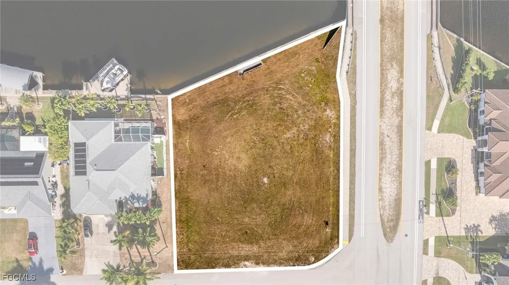2503 SW 41st Street Cape Coral FL 33914