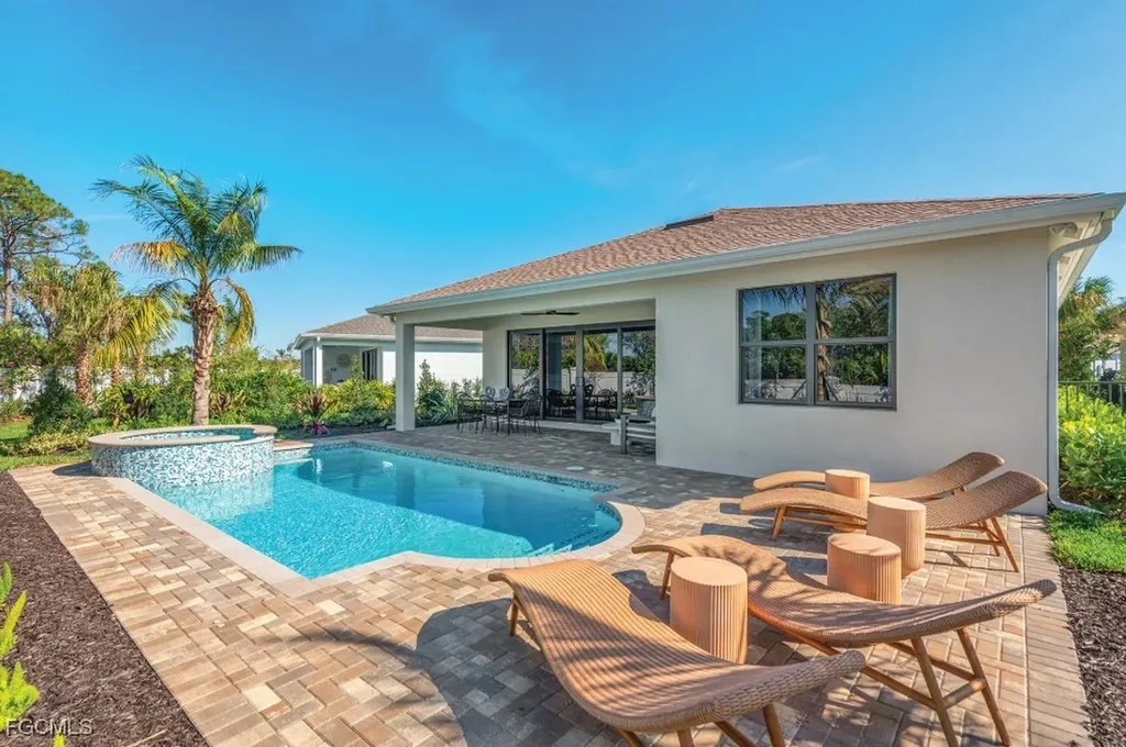 14009 Aldersgate Avenue Fort Myers FL 33905