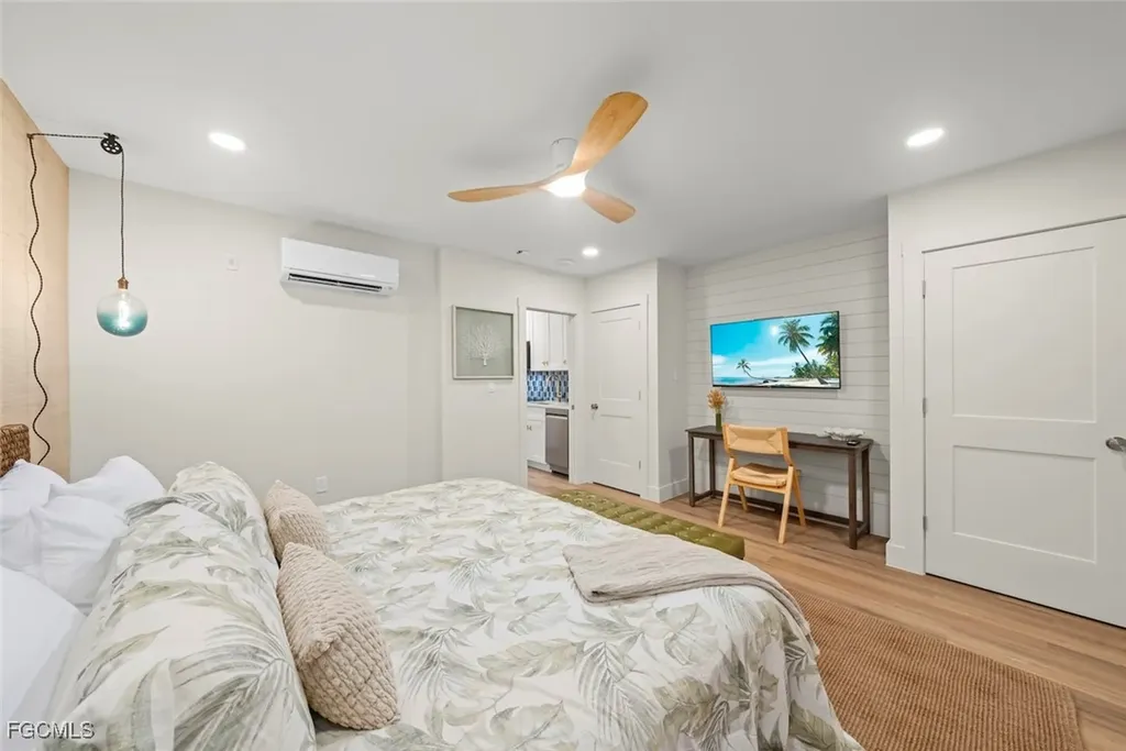 409 E Gulf Drive Sanibel FL 33957