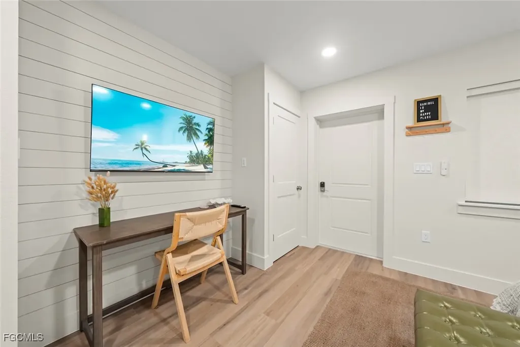 409 E Gulf Drive Sanibel FL 33957