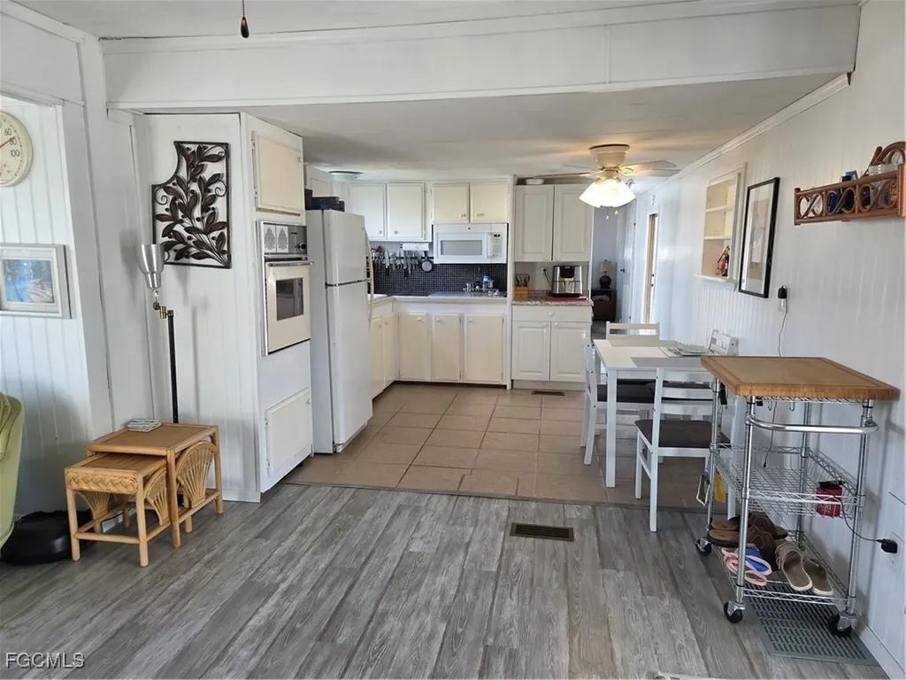 629 Vista Drive North Fort Myers FL 33917