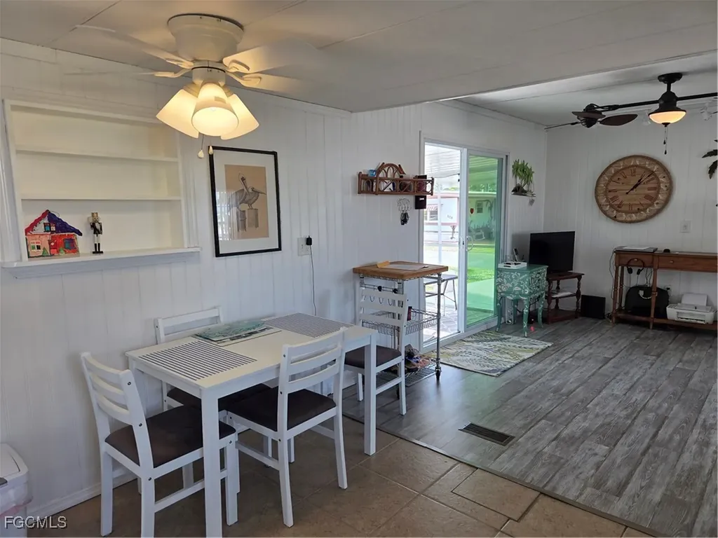 629 Vista Drive North Fort Myers FL 33917