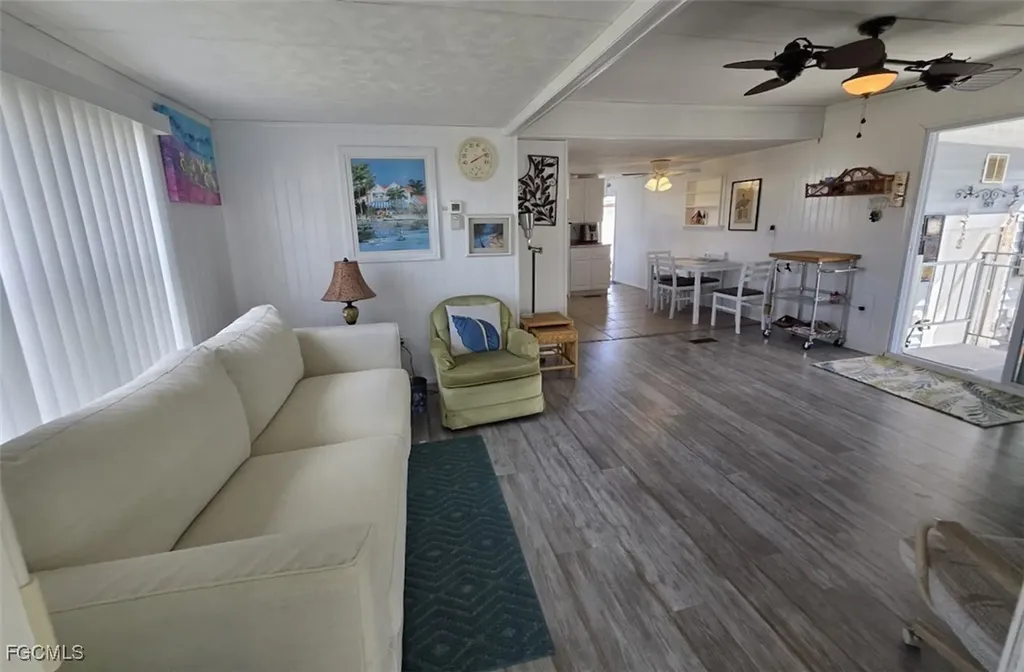 629 Vista Drive North Fort Myers FL 33917