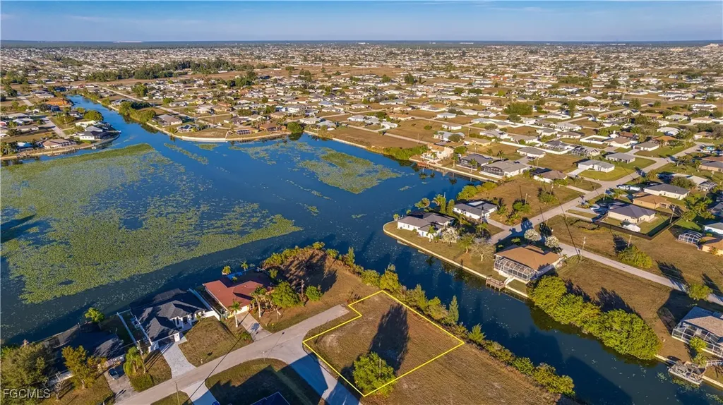 1111 NW 3rd Place Cape Coral FL 33993