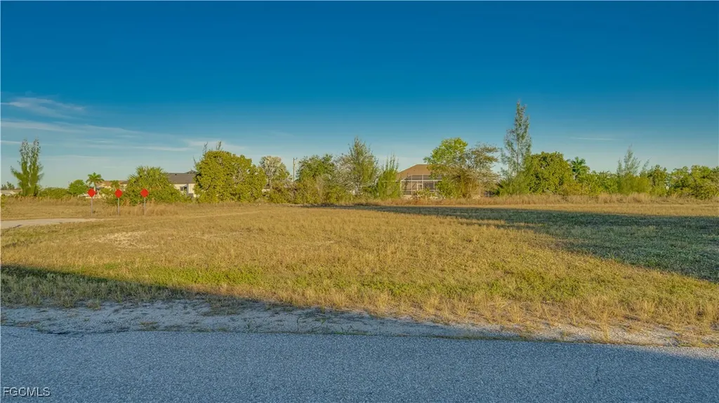 1111 NW 3rd Place Cape Coral FL 33993