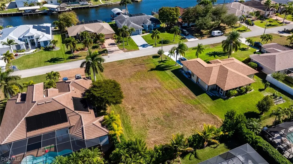 5010 SW 20th Place Cape Coral FL 33914