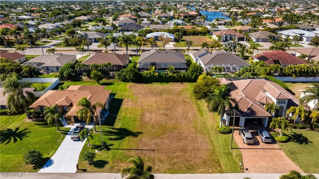 5010 SW 20th Place Cape Coral FL 33914