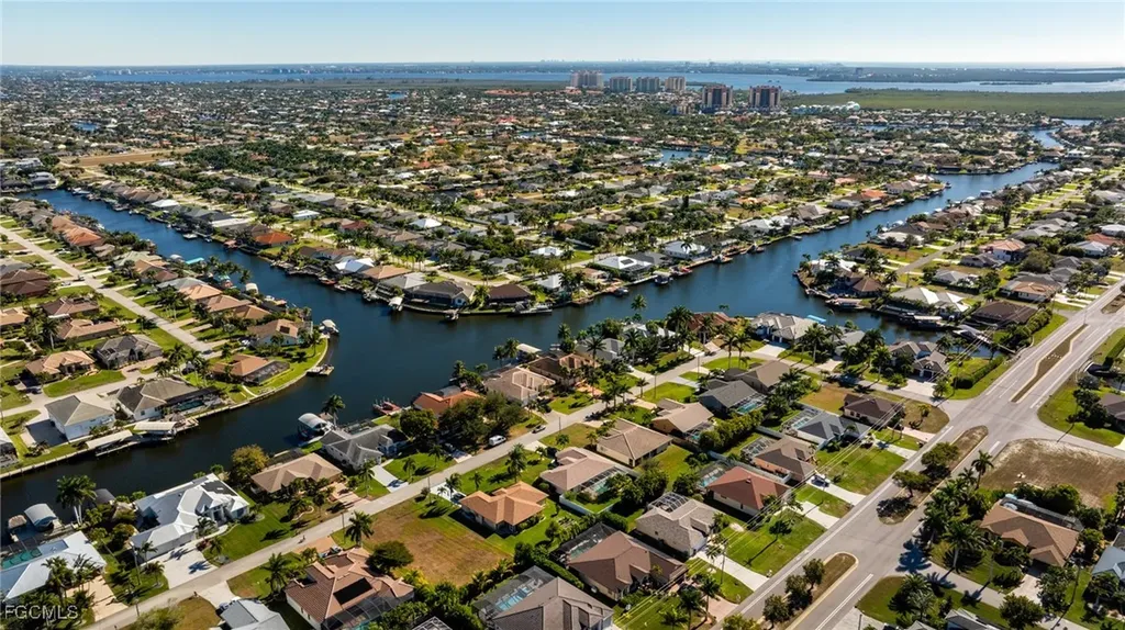 5010 SW 20th Place Cape Coral FL 33914