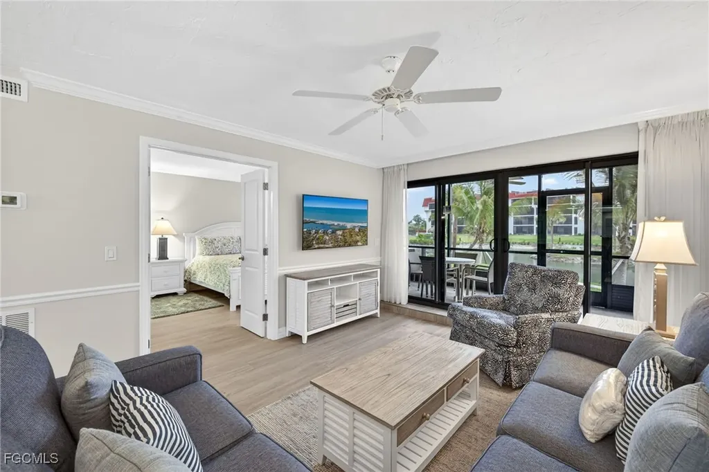 2445 W Gulf Drive Sanibel FL 33957