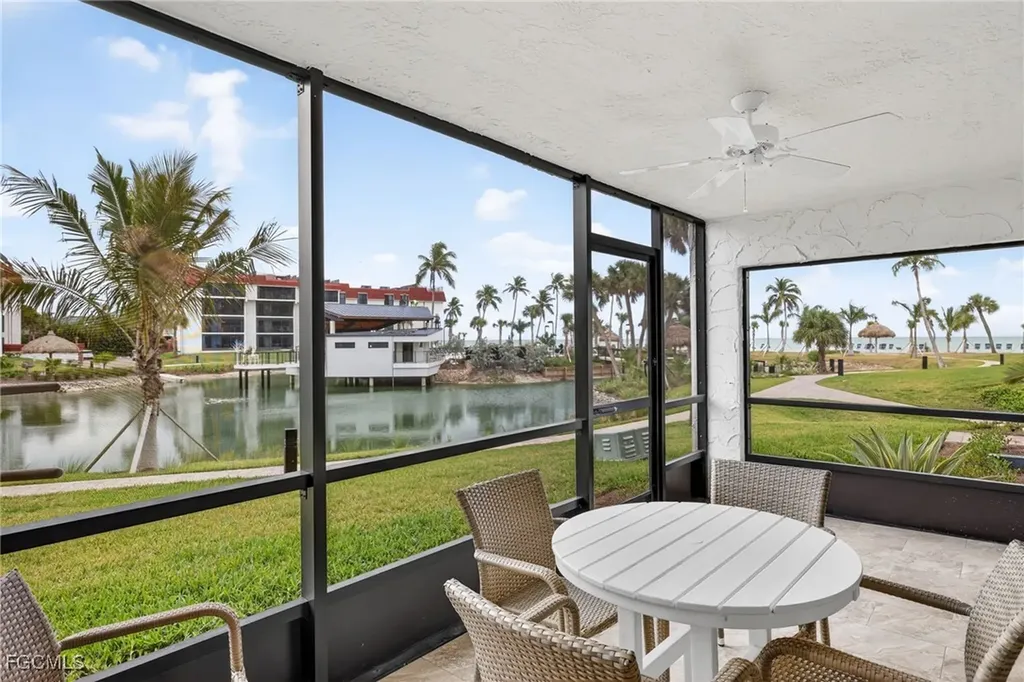 2445 W Gulf Drive Sanibel FL 33957