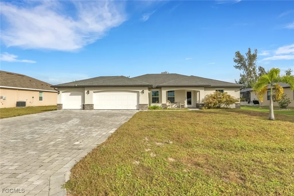 2729 SW 12th Avenue Cape Coral FL 33914