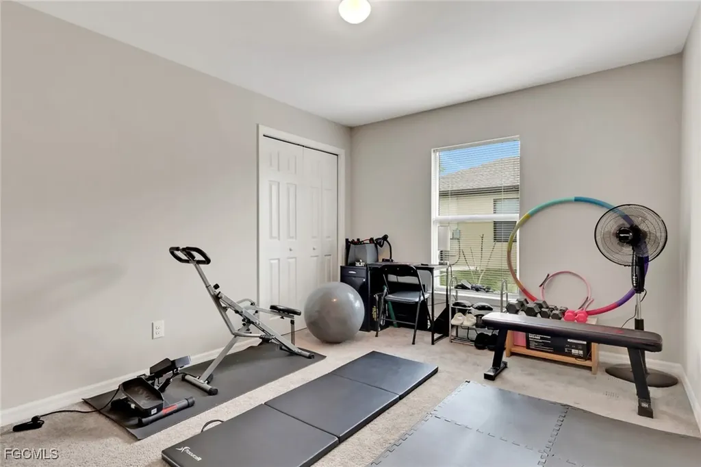 2729 SW 12th Avenue Cape Coral FL 33914