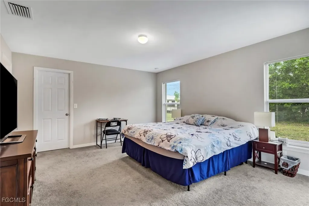 2729 SW 12th Avenue Cape Coral FL 33914