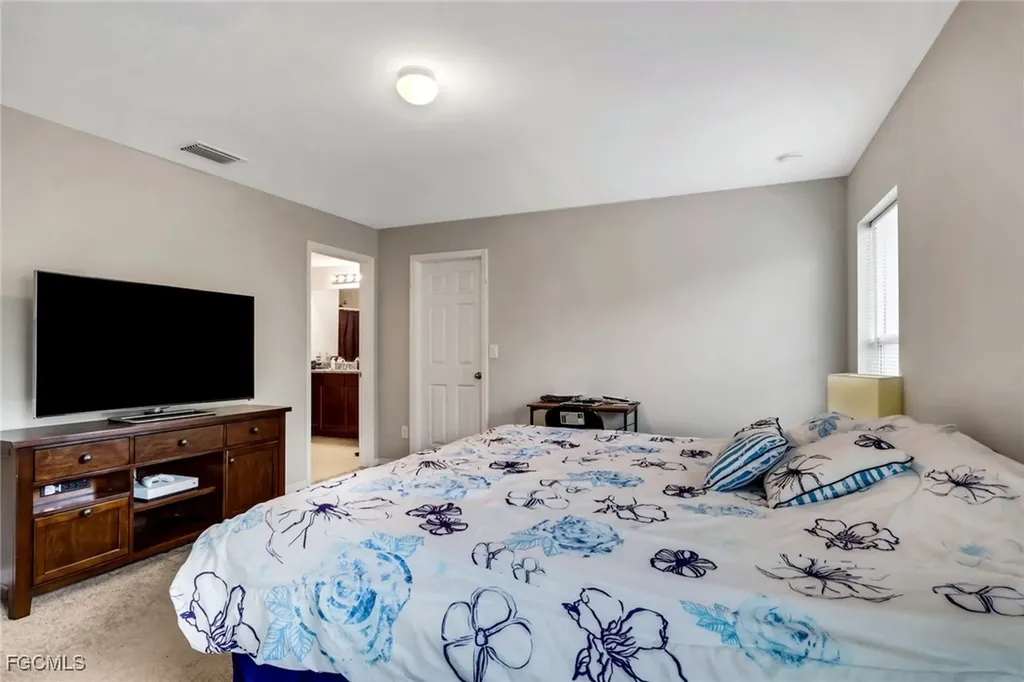 2729 SW 12th Avenue Cape Coral FL 33914