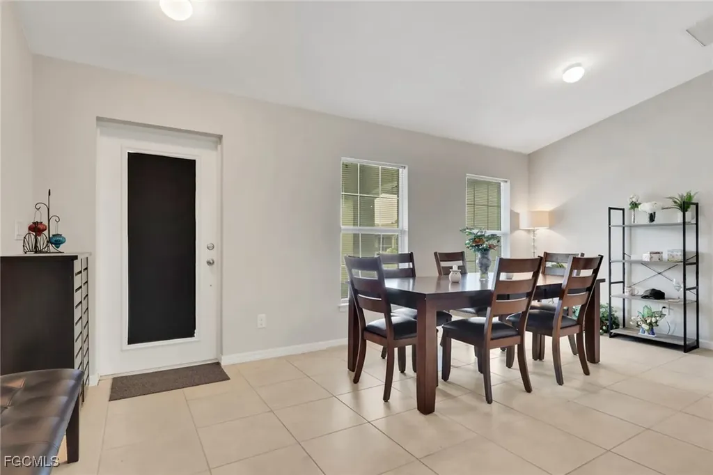 2729 SW 12th Avenue Cape Coral FL 33914