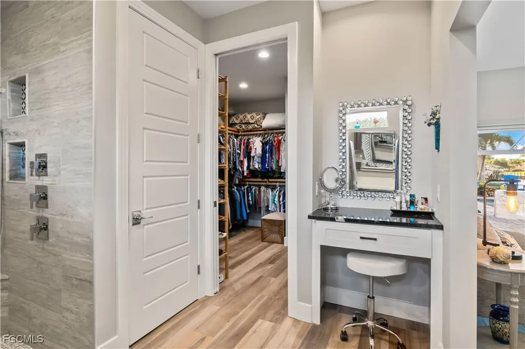 3122 SE 18th Place Cape Coral FL 33904