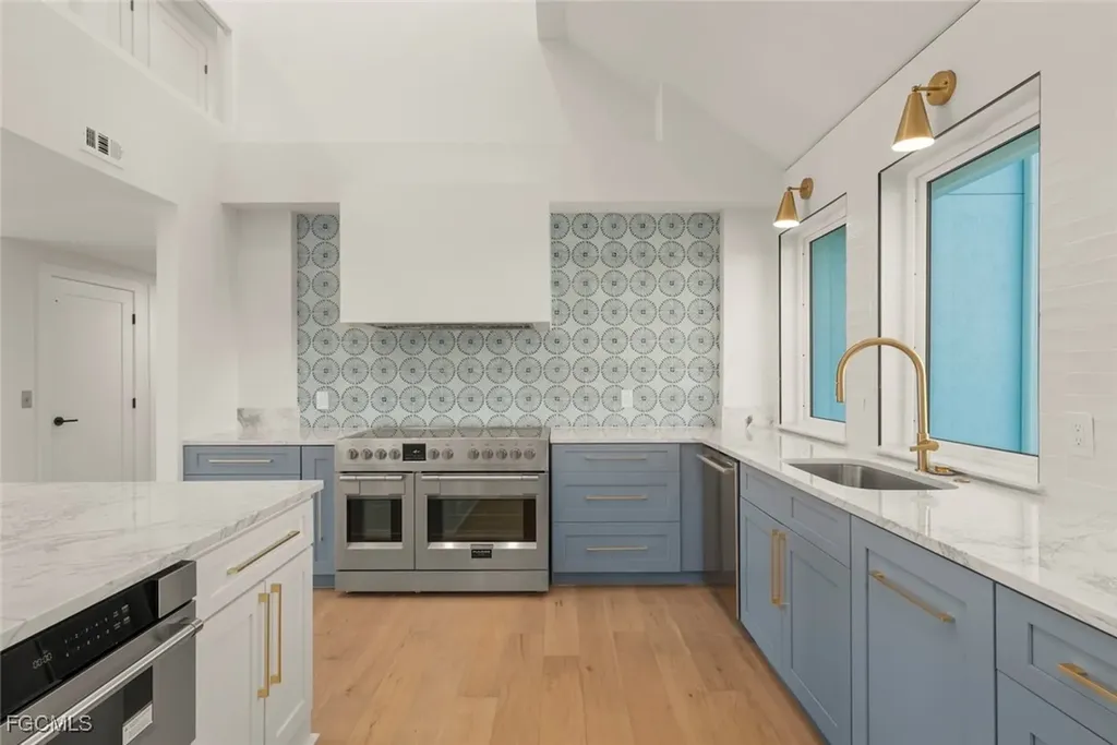 505 Kinzie Island Court Sanibel FL 33957