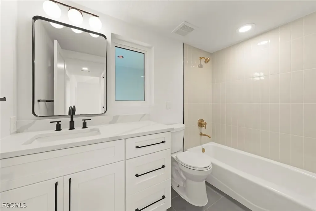 505 Kinzie Island Court Sanibel FL 33957