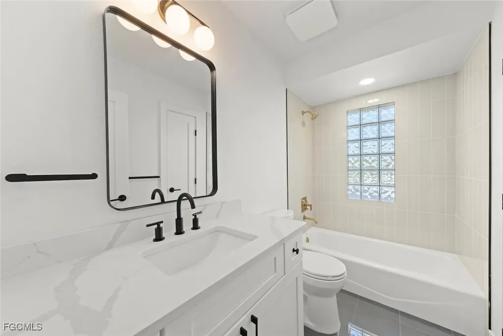 505 Kinzie Island Court Sanibel FL 33957