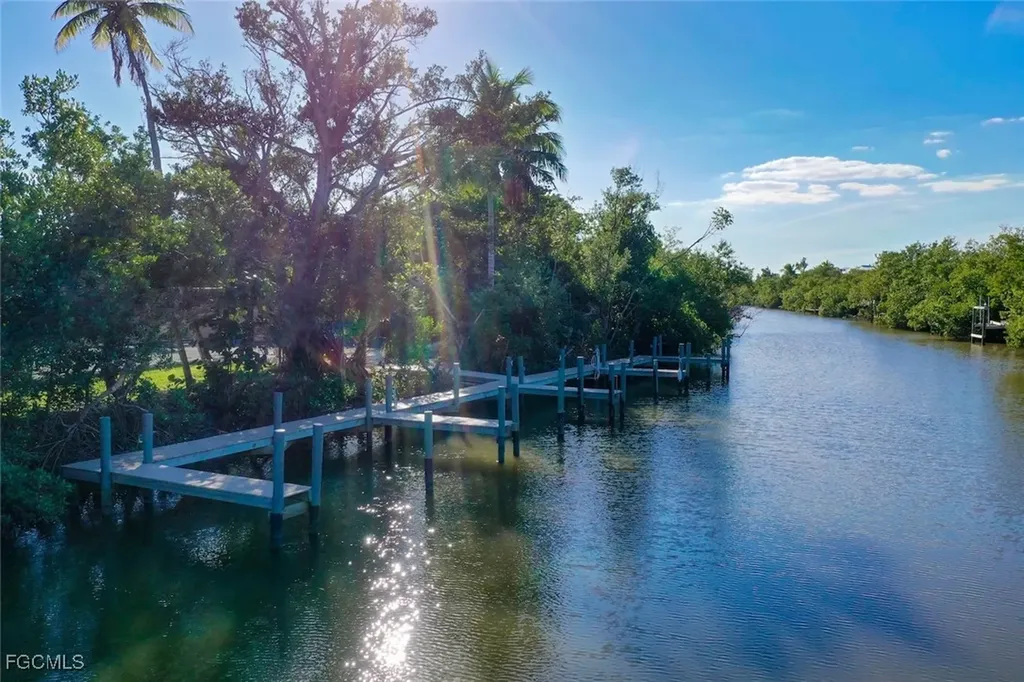 505 Kinzie Island Court Sanibel FL 33957