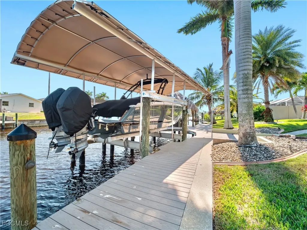 3109 SE 18th Place Cape Coral FL 33904