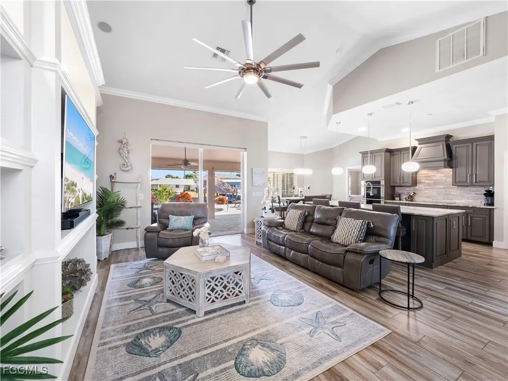 3109 SE 18th Place Cape Coral FL 33904