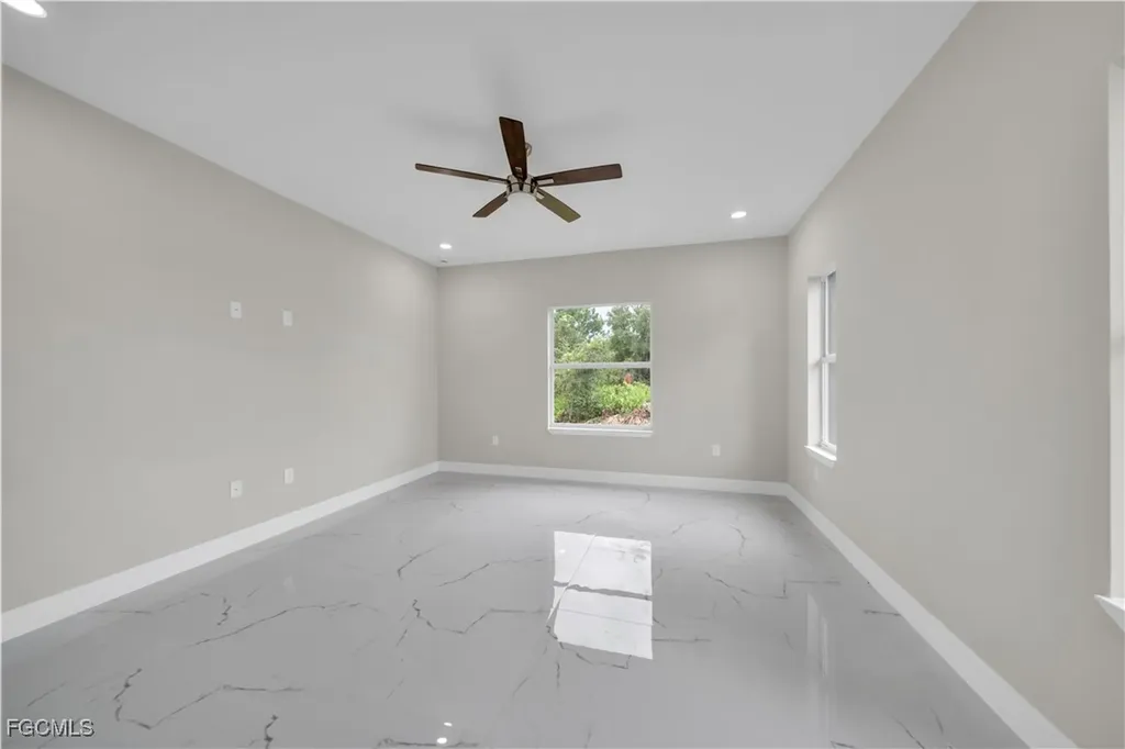 543 Mcarthur Boulevard Lehigh Acres FL 33974
