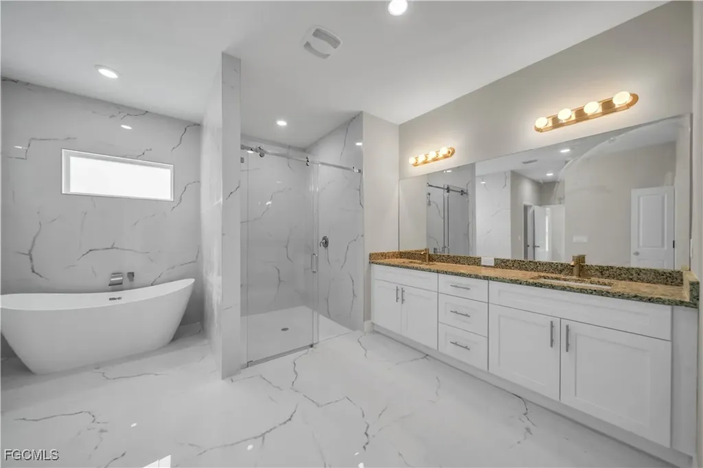 543 Mcarthur Boulevard Lehigh Acres FL 33974