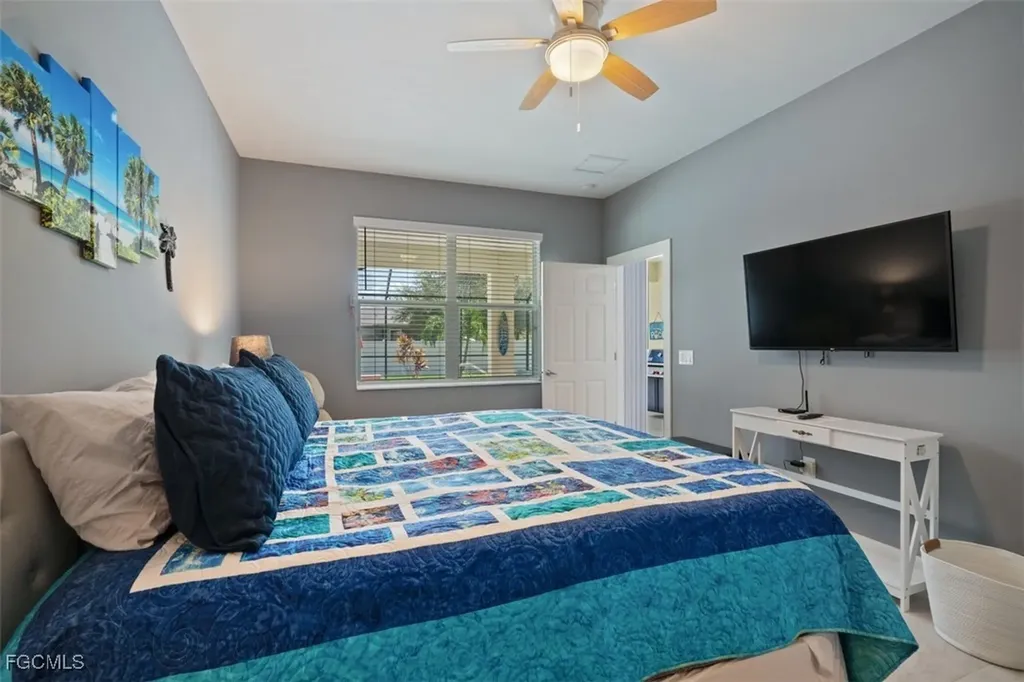 825 SE 5th Place Cape Coral FL 33990