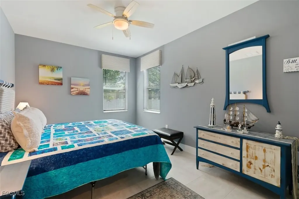 825 SE 5th Place Cape Coral FL 33990