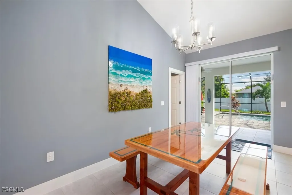 825 SE 5th Place Cape Coral FL 33990