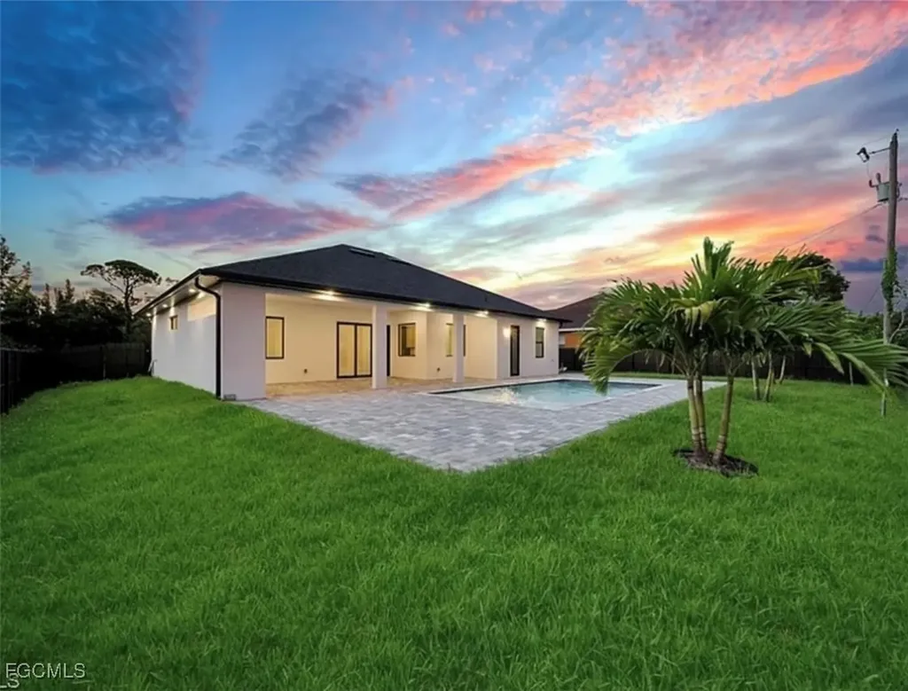 518 NW 1st Lane Cape Coral FL 33993