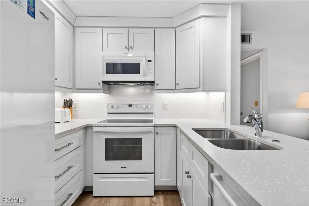 845 E Gulf Drive Sanibel FL 33957