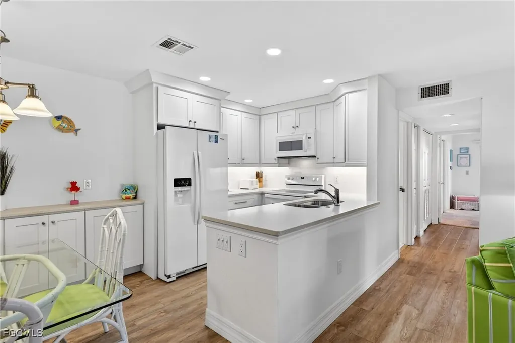 845 E Gulf Drive Sanibel FL 33957