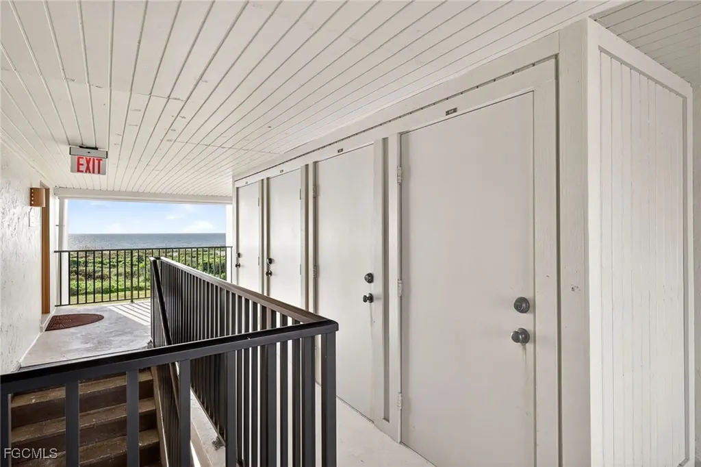 845 E Gulf Drive Sanibel FL 33957