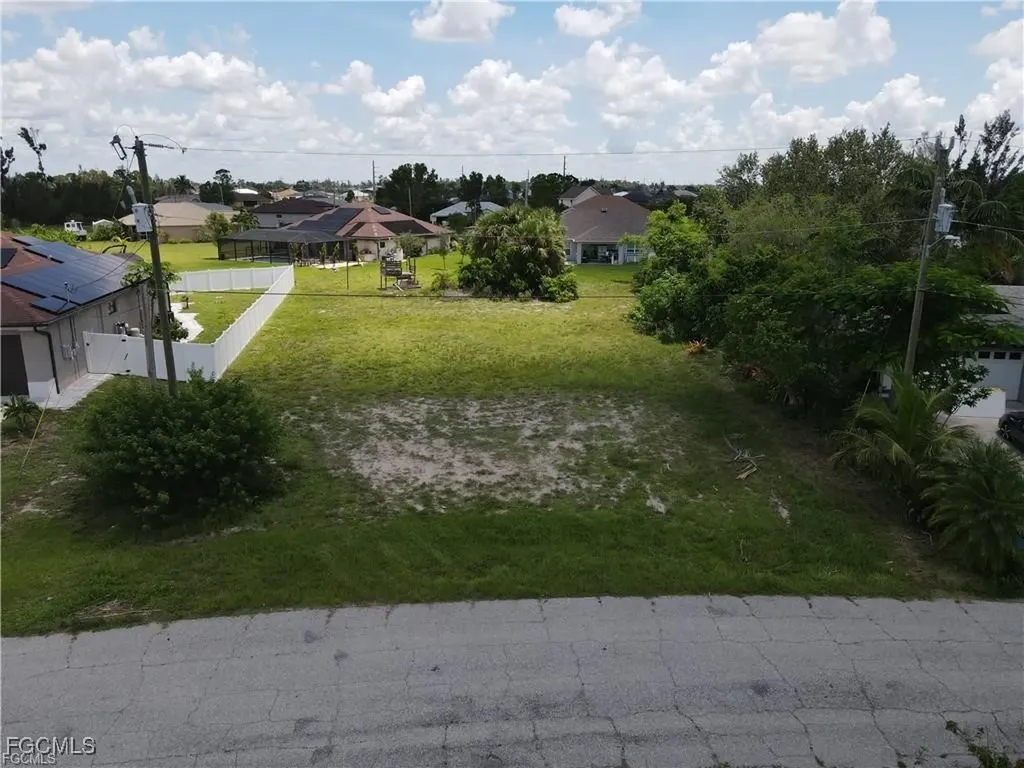 105 SW 17th Place Cape Coral FL 33991