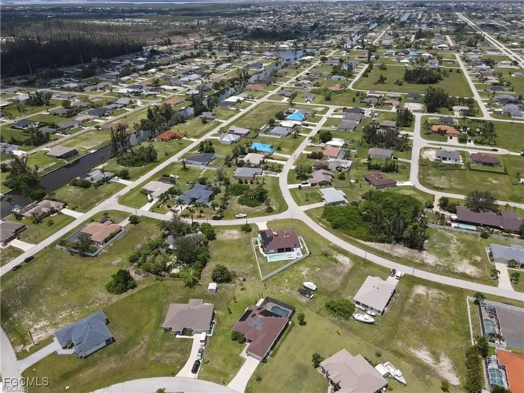 105 SW 17th Place Cape Coral FL 33991