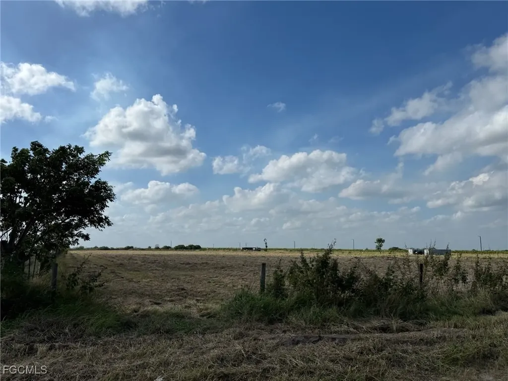 6455 3rd Road Labelle FL 33935