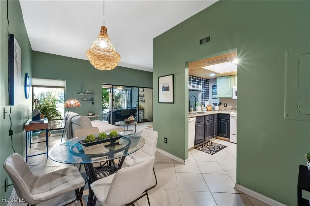 8805 Lateen Lane Fort Myers FL 33919