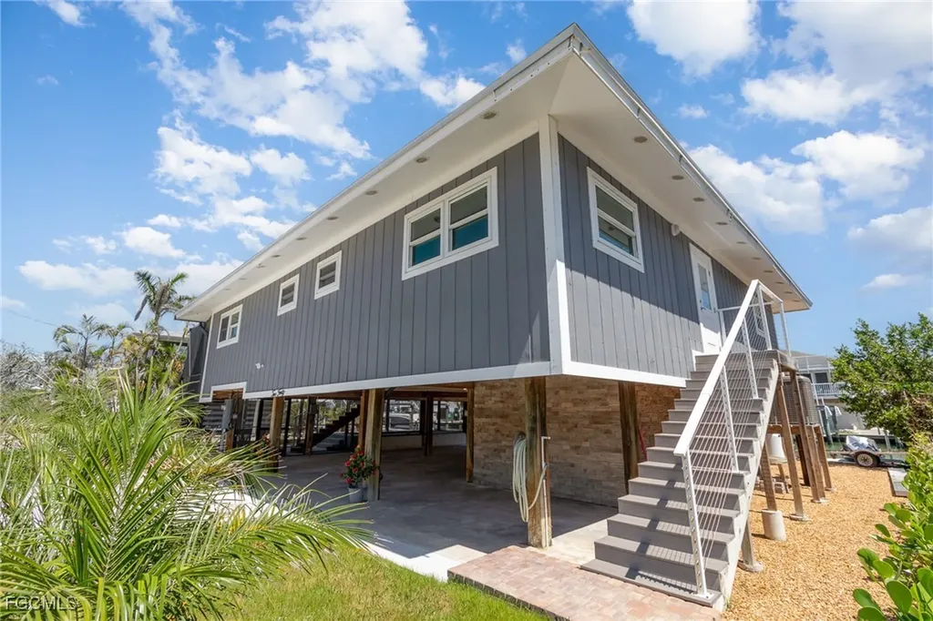 240 Driftwood Lane Fort Myers Beach FL 33931