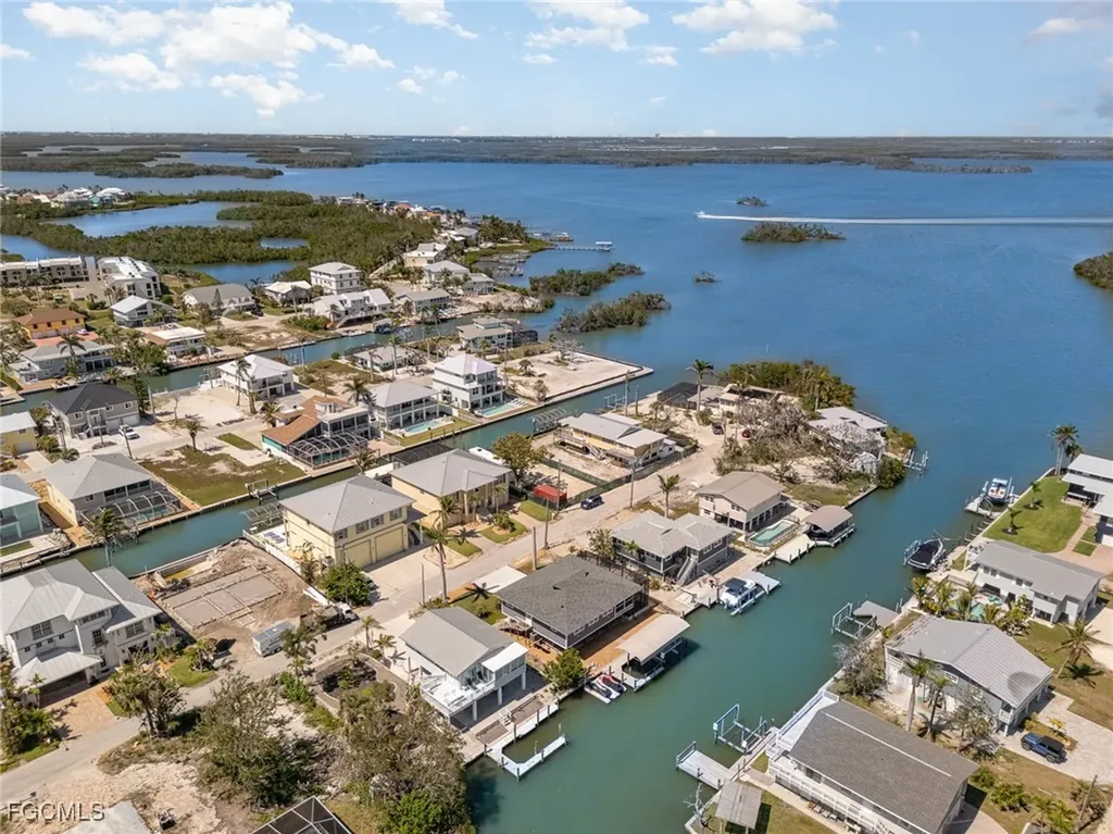 240 Driftwood Lane Fort Myers Beach FL 33931