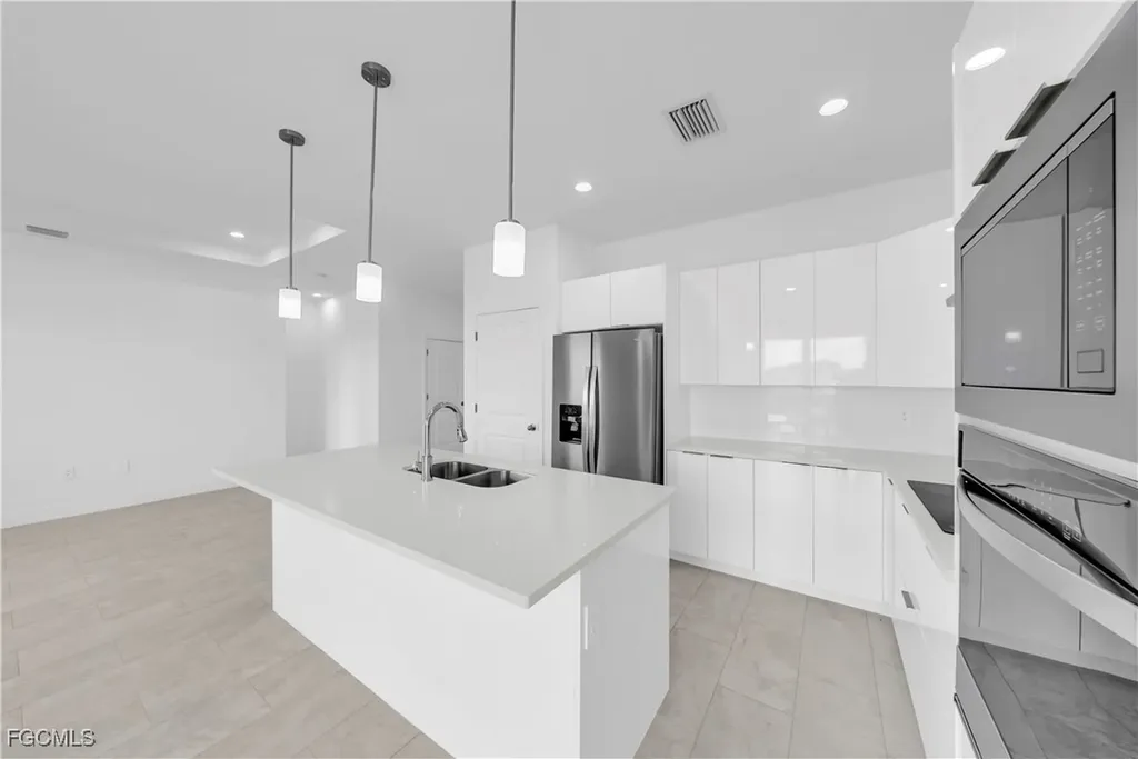 8070 Marsh Circle Labelle FL 33935