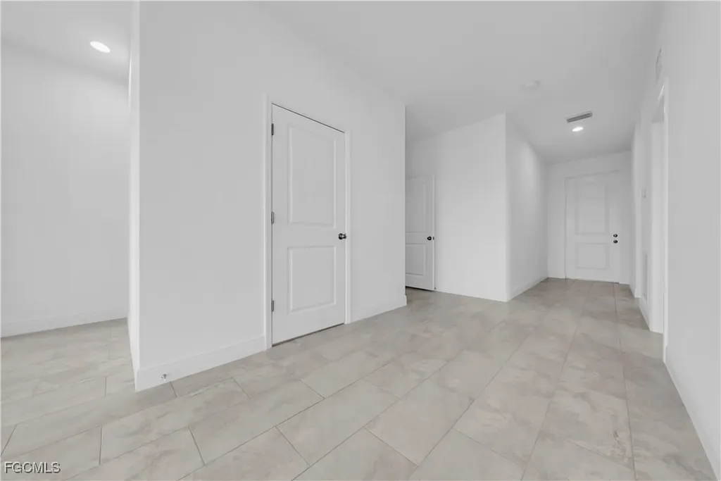 8070 Marsh Circle Labelle FL 33935