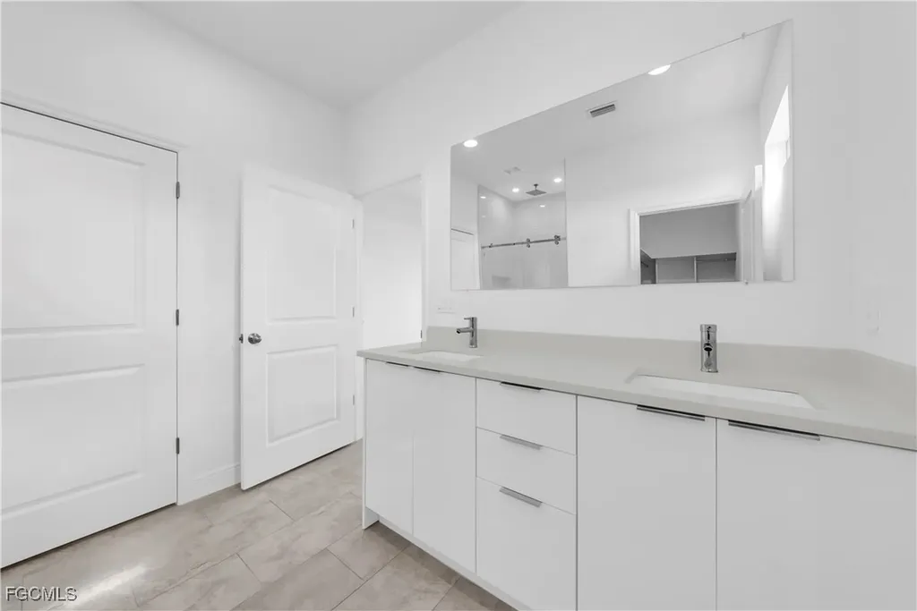 8070 Marsh Circle Labelle FL 33935