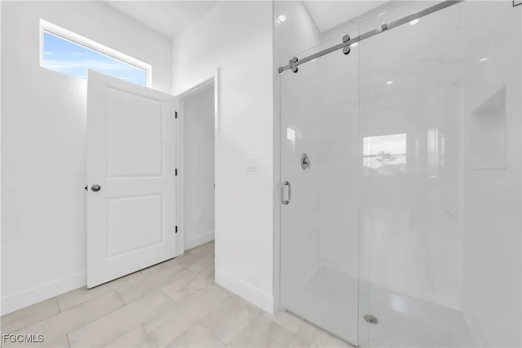 8070 Marsh Circle Labelle FL 33935