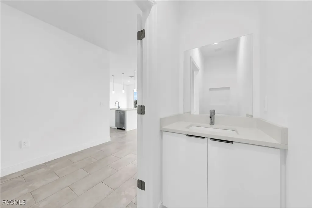 8070 Marsh Circle Labelle FL 33935