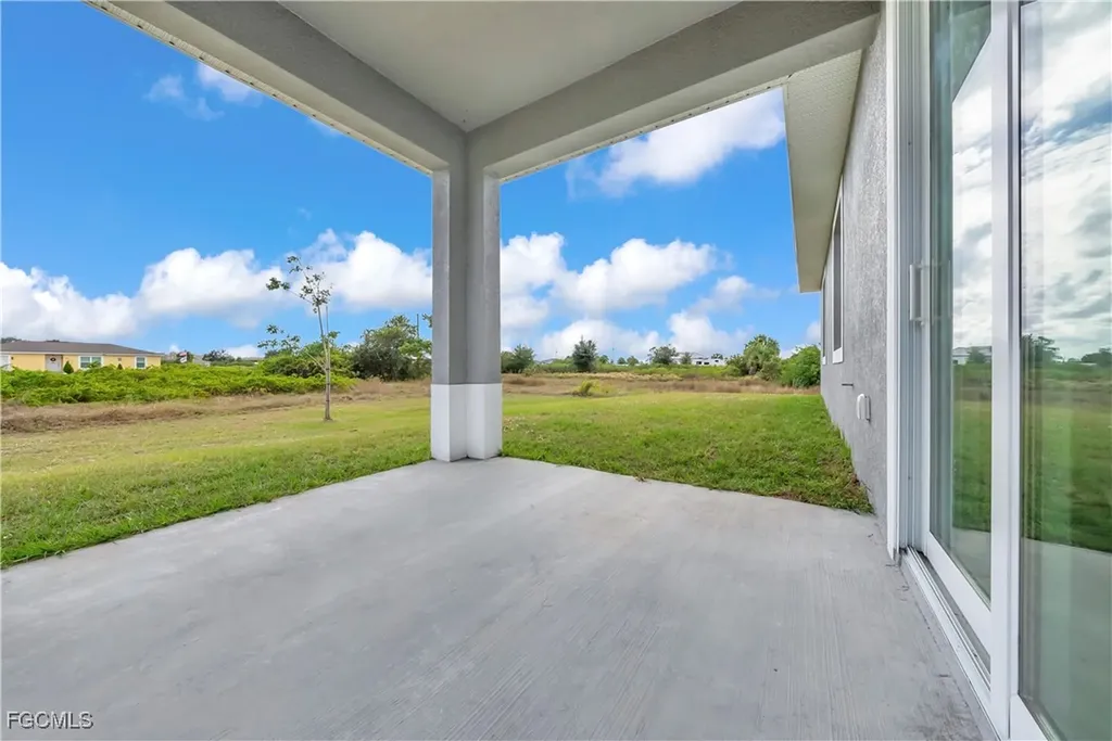 8070 Marsh Circle Labelle FL 33935